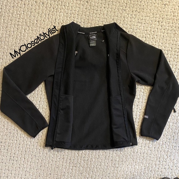 THE NORTH FACE Women’s WindWall Hood Jacket! Small Black Hooded Full Front Zip - Picture 2 of 9